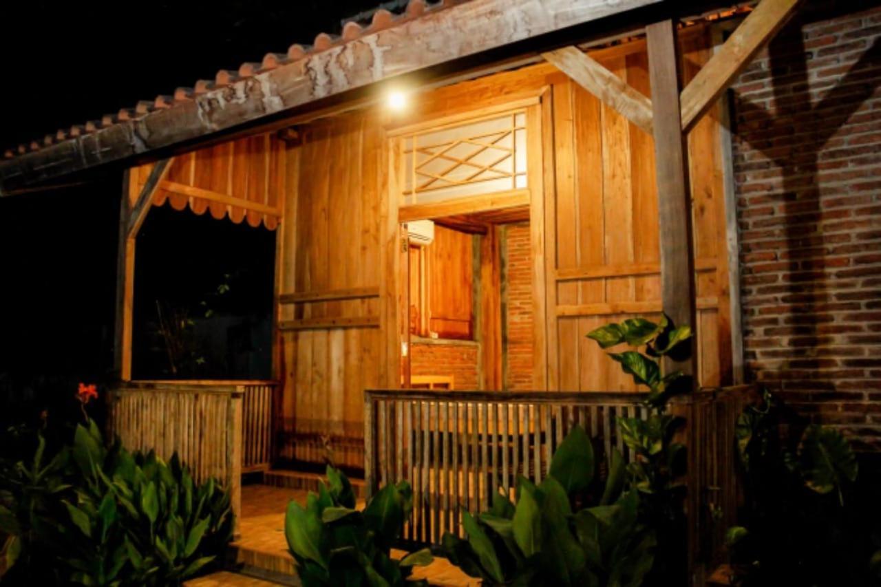 Pinarak Homestay Бануванги Екстериор снимка